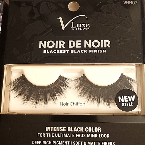 Lash Bundle - Picture 6 of 7